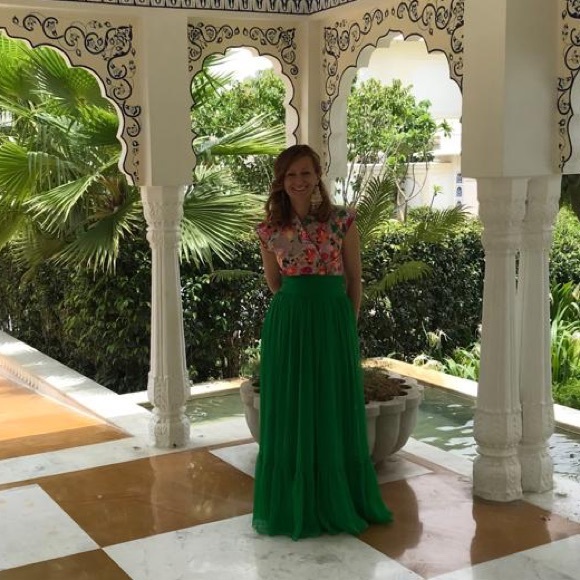 Silk skirt....just gorgeous - Picture 2 of 7